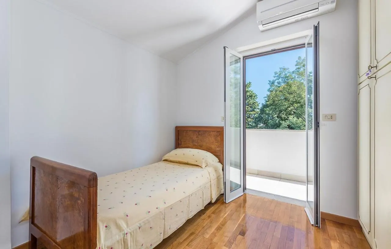 Holiday House Desy Tar Tar-Vabriga